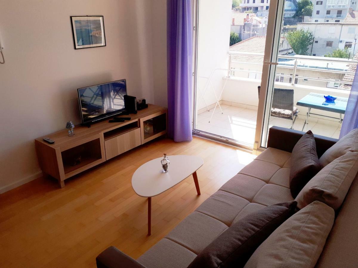 Mariloo Apartment Split Exterior photo